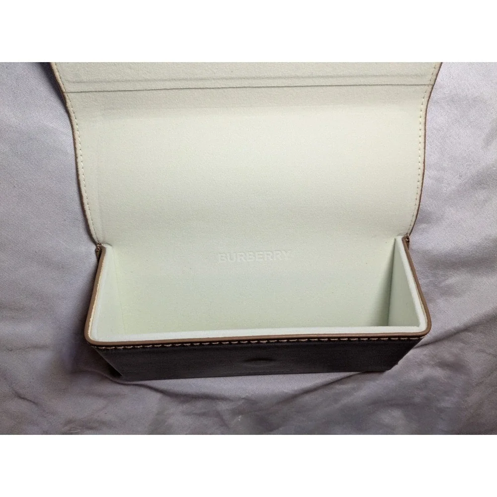 Burberry Tan And Black Glasses Case